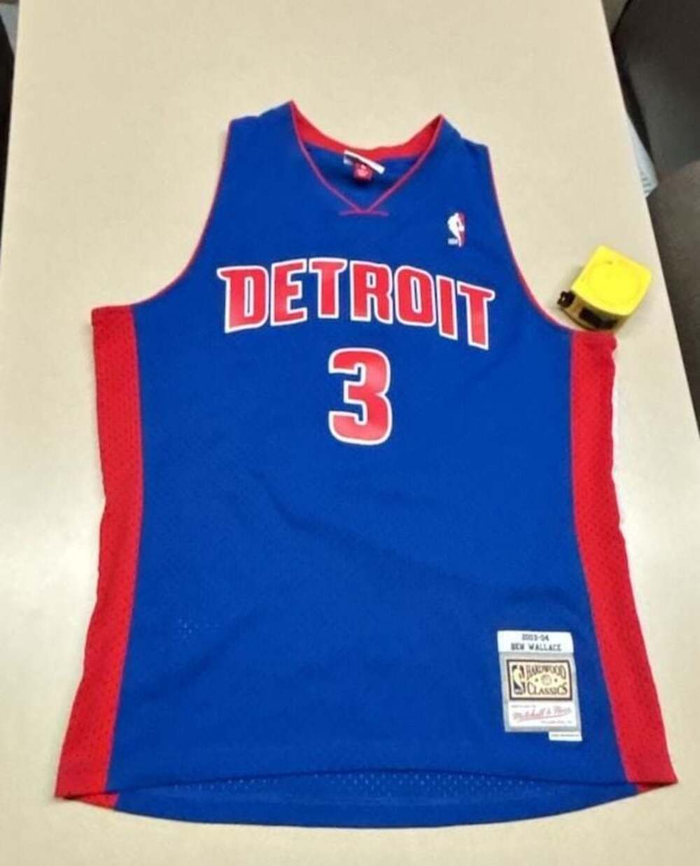Mitchell & Ness Detroit Pistons 03-04 Ben Wallace #3 Swingman Jersey Size Large